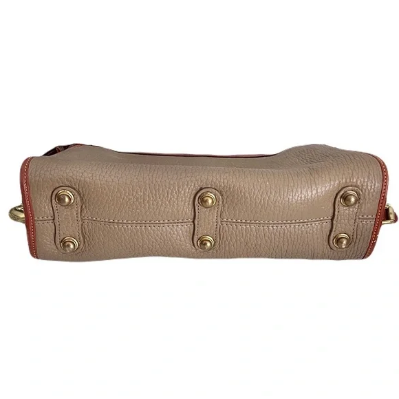 Vintage Dooney & Bourke Taupe Pebble Leather ‘Large Zip Top’ Crossbody Bag